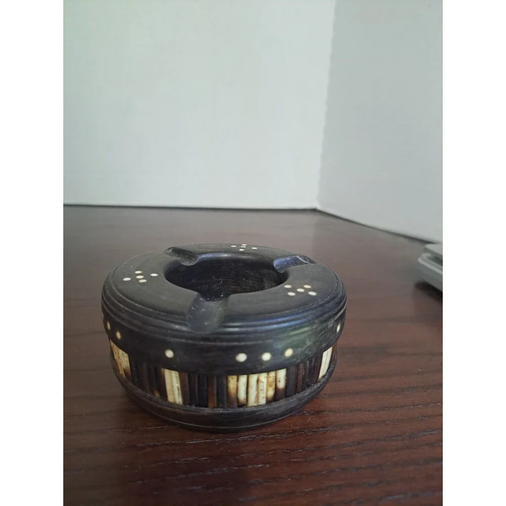 Antique Anglo Indian Ebony Wood Ashtray With Porcupine Quills And Dot Inlay